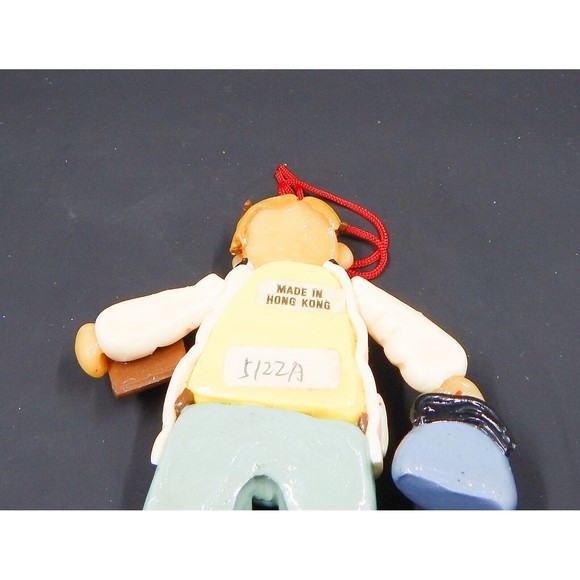 Clay Dough 3D Doctor Ornament 4 Inches Clipboard Medical Bag Hong Kong READ - Picture 4 of 9